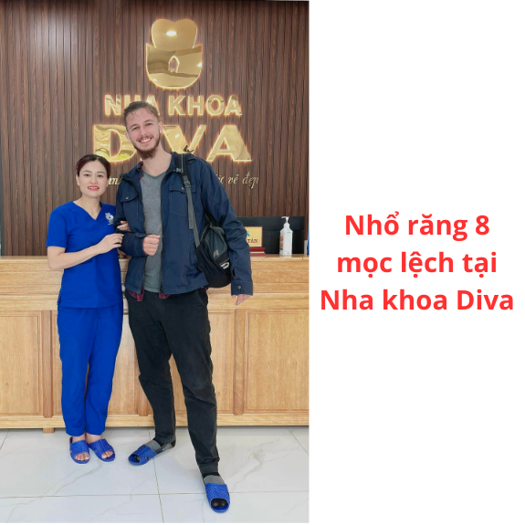 <b>Khách hàng Paul </b>
<span>Nhổ răng khôn mọc ngầm </span>